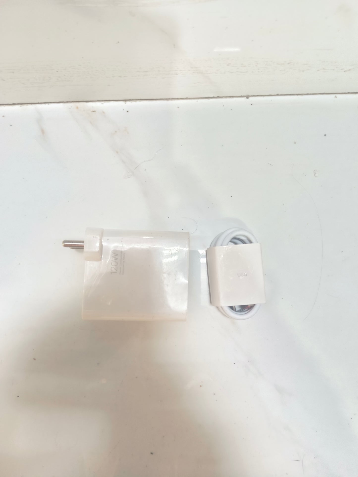 XIAOMI BY MI 120W QUICK CHARGER WITH DETACHABLE CABLE