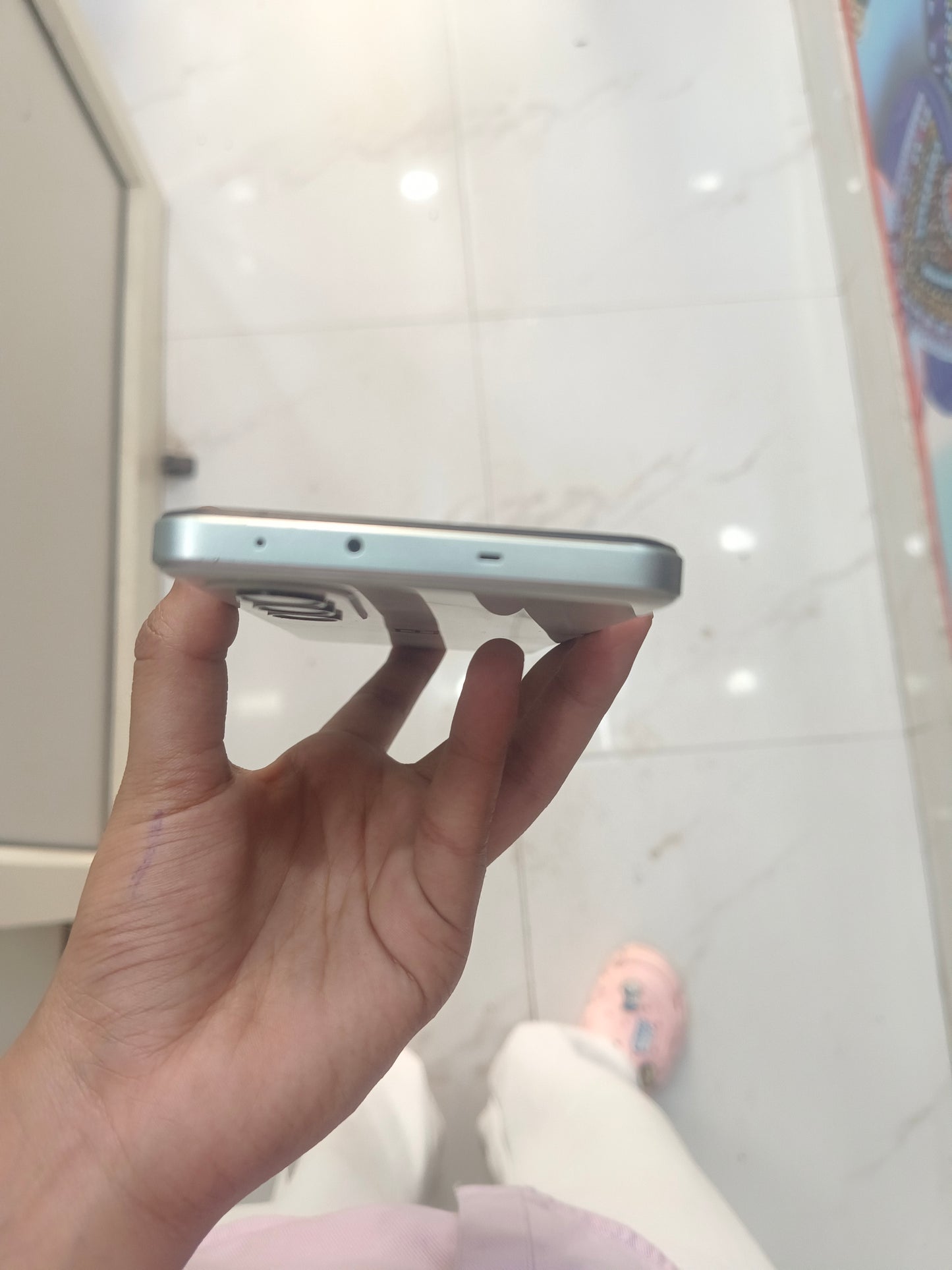 Dealshut Phone ONEPLUS NORD CE4 LITE        8/128