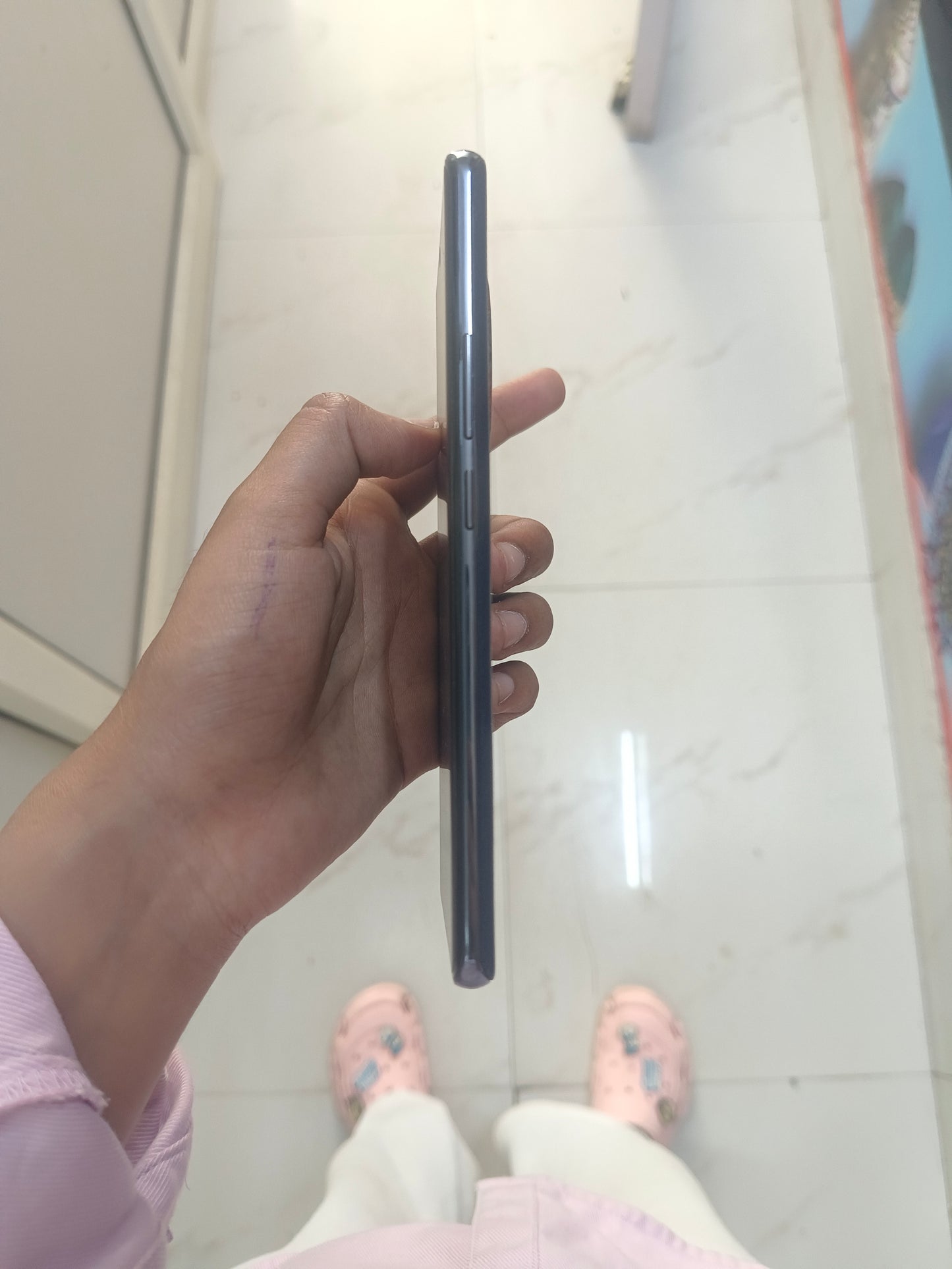 Dealshut Phone Oppo F27 Pro+  8/128