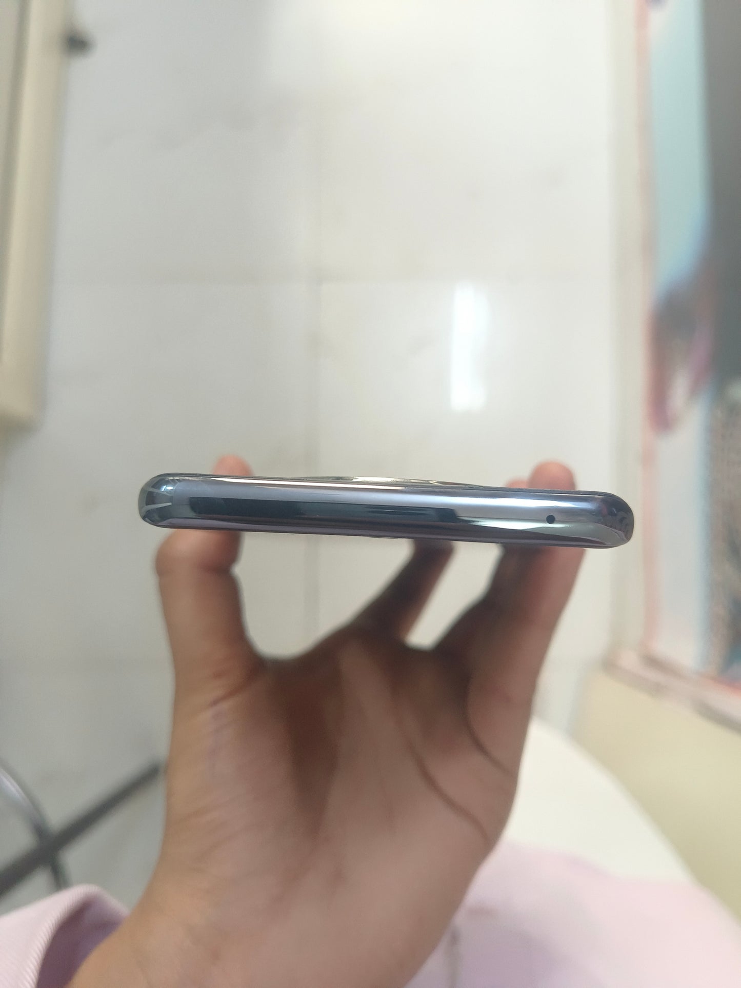 Dealshut Phone Oppo F27 Pro+  8/128