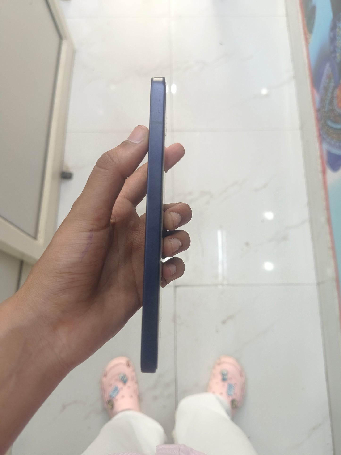 Dealshut Phone Oppo Reno 13     8/128