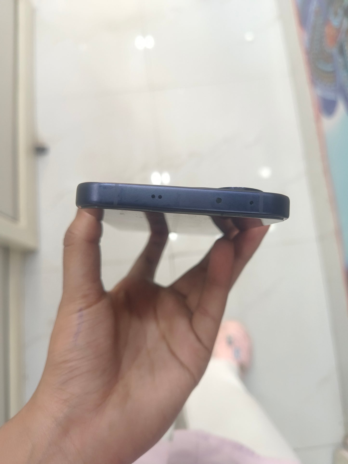 Dealshut Phone Oppo Reno 13     8/128
