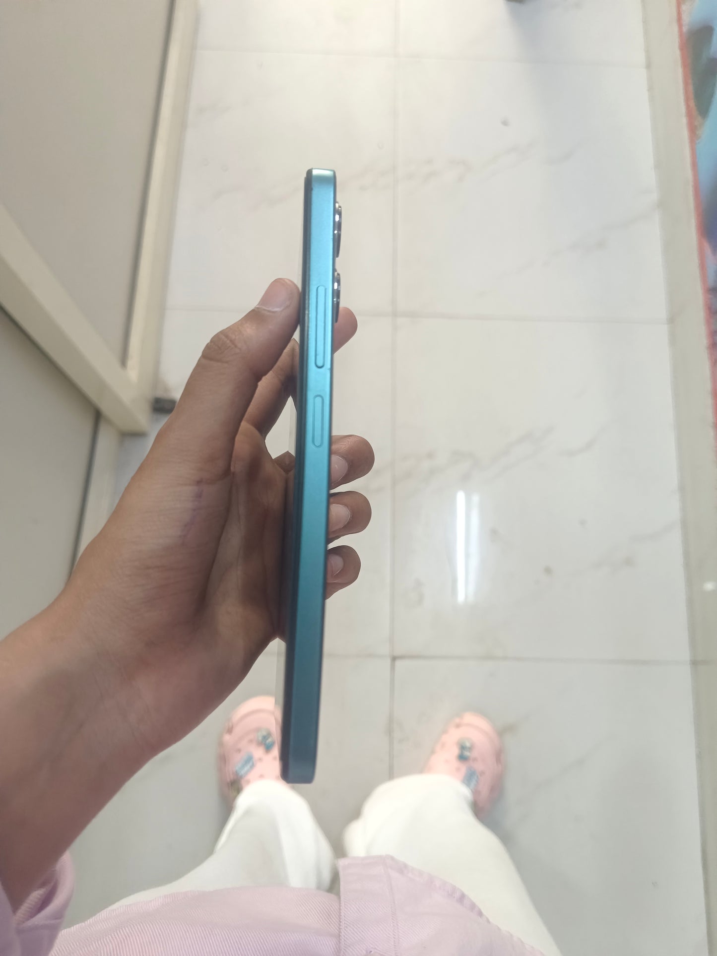Dealshut Phone Poco M6 Pro      6/128