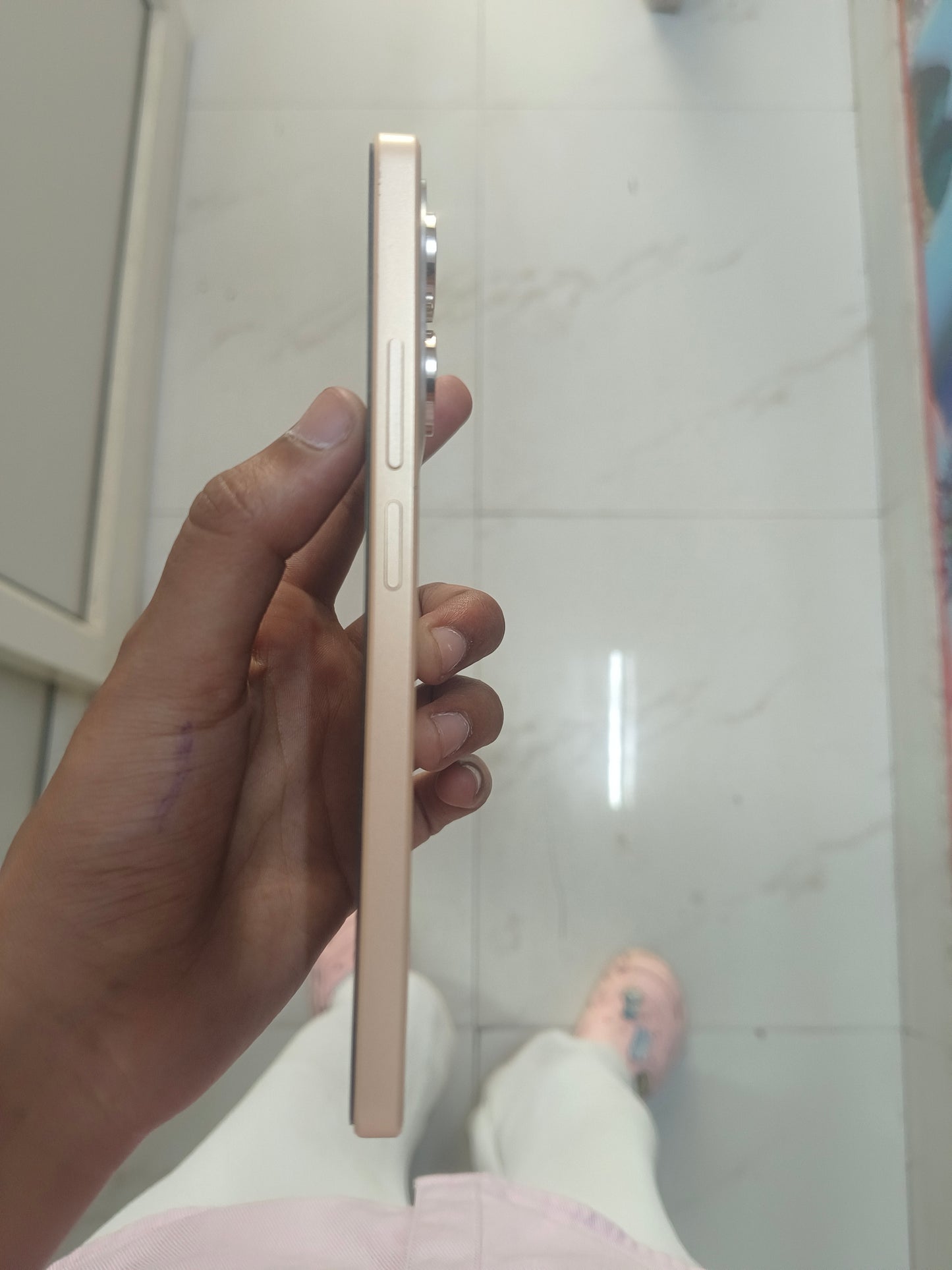 Dealshut Phone Poco x6 Neo    8/128