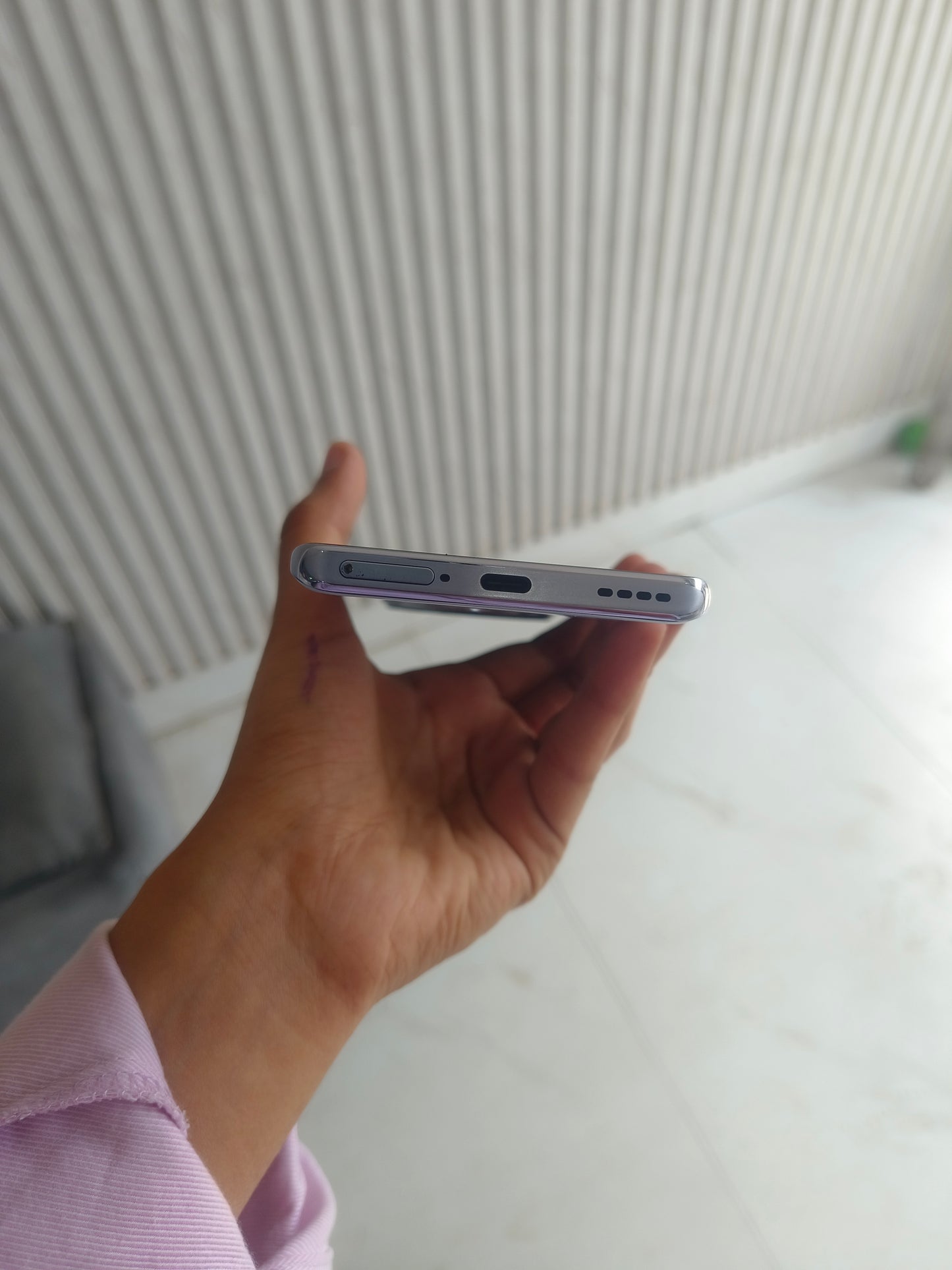Dealshut Phone REALME P1 PRO      8/256