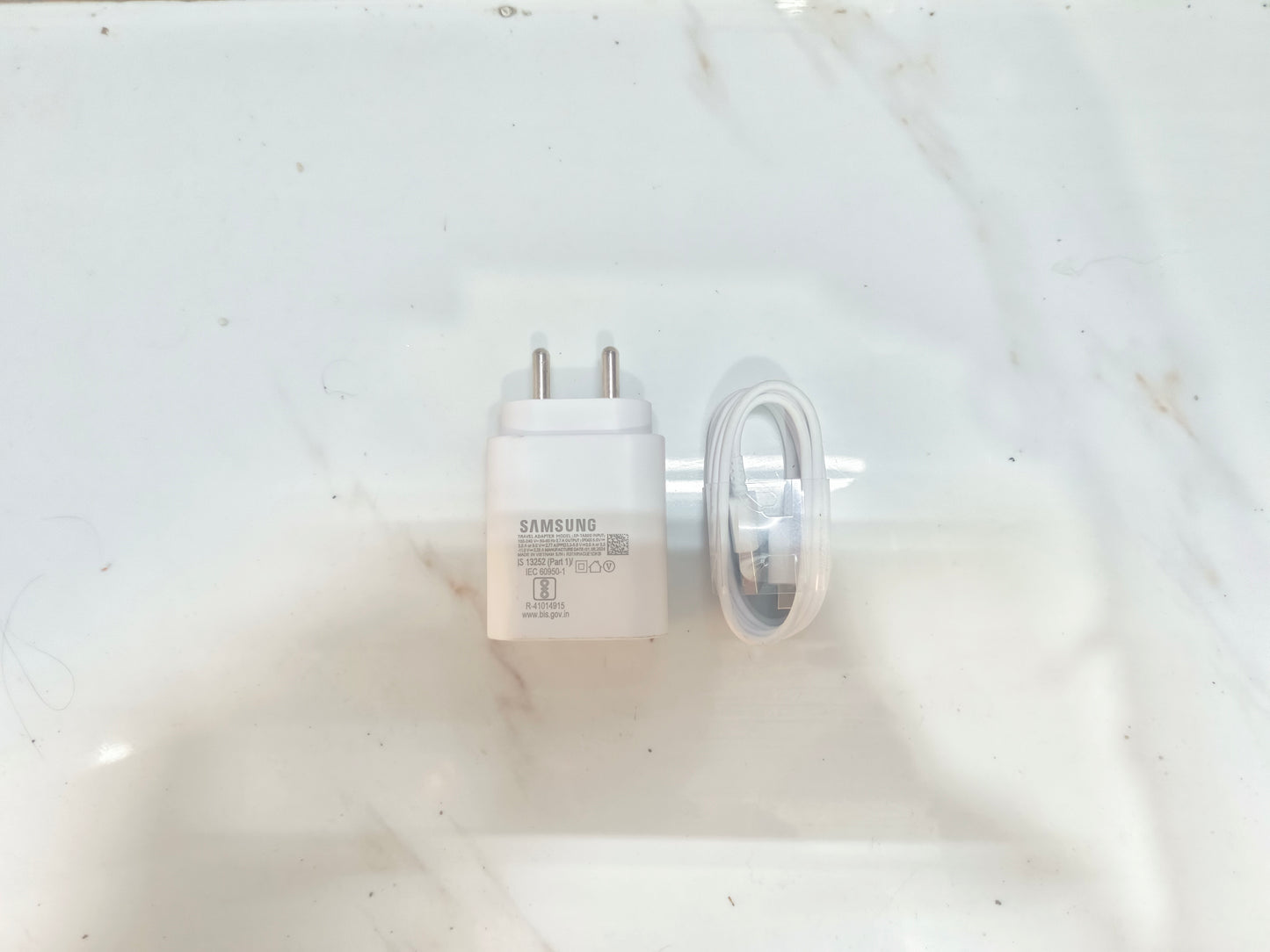 SAMSUNG 25W PD 3.0 SUPAR FAST CHARGING