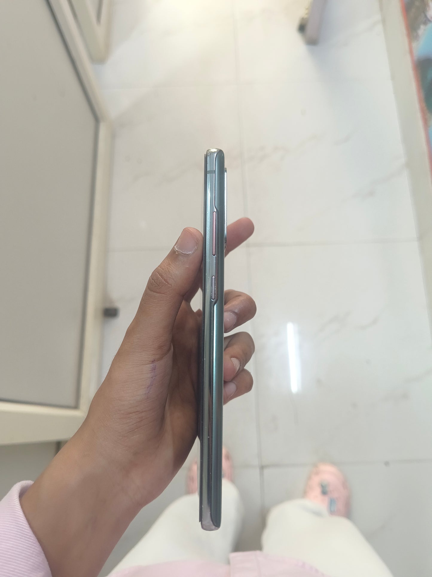 Dealshut Phone Samsung Note 20     8/256