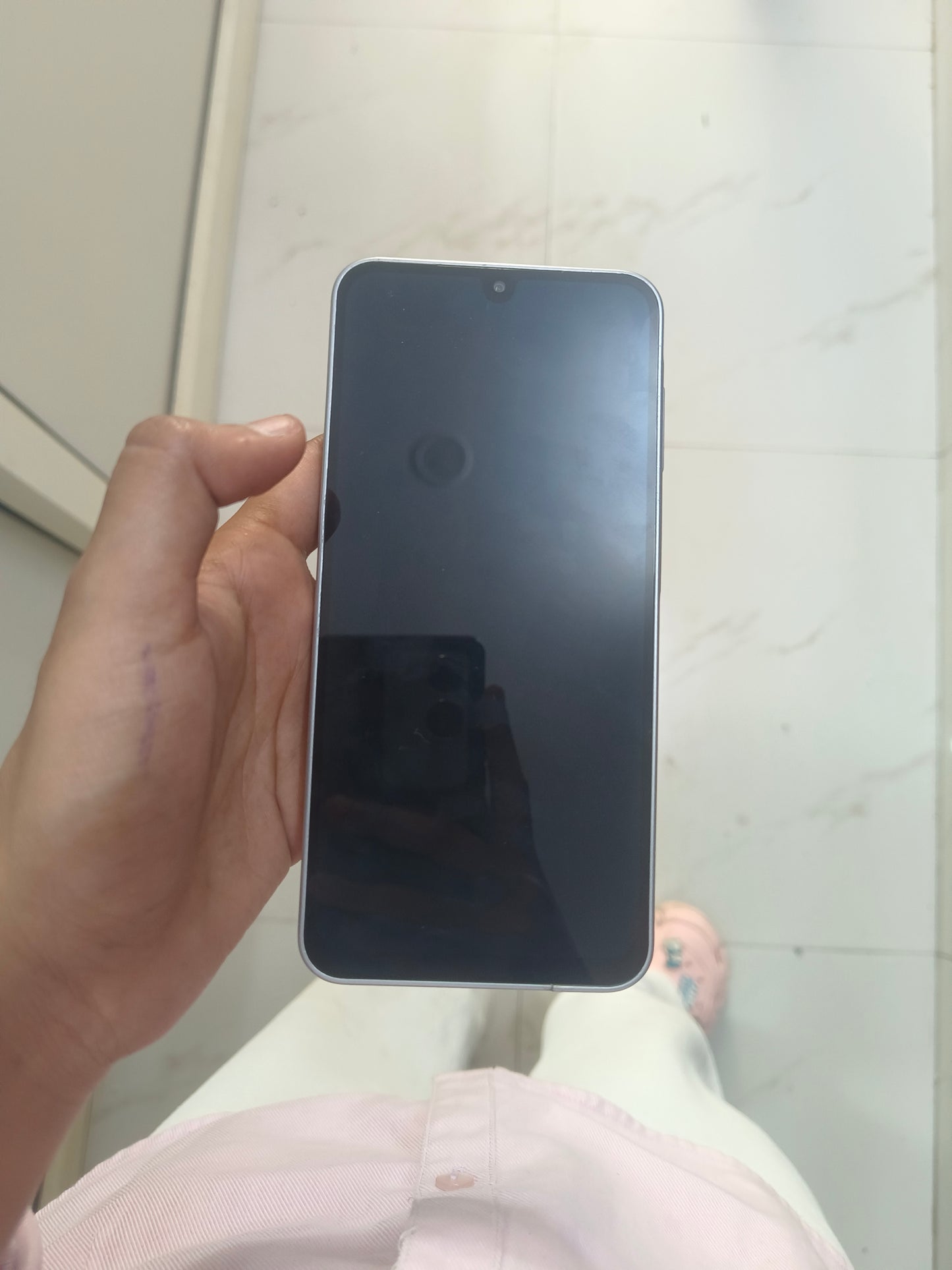 Dealshut Phone Samsung Galaxy A17     8/128