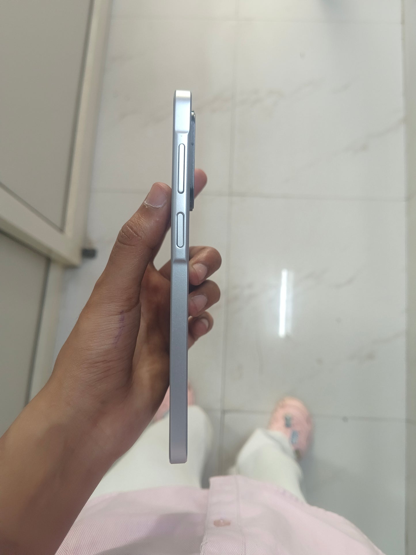 Dealshut Phone SAMSUNG GALAXY A17        8/128