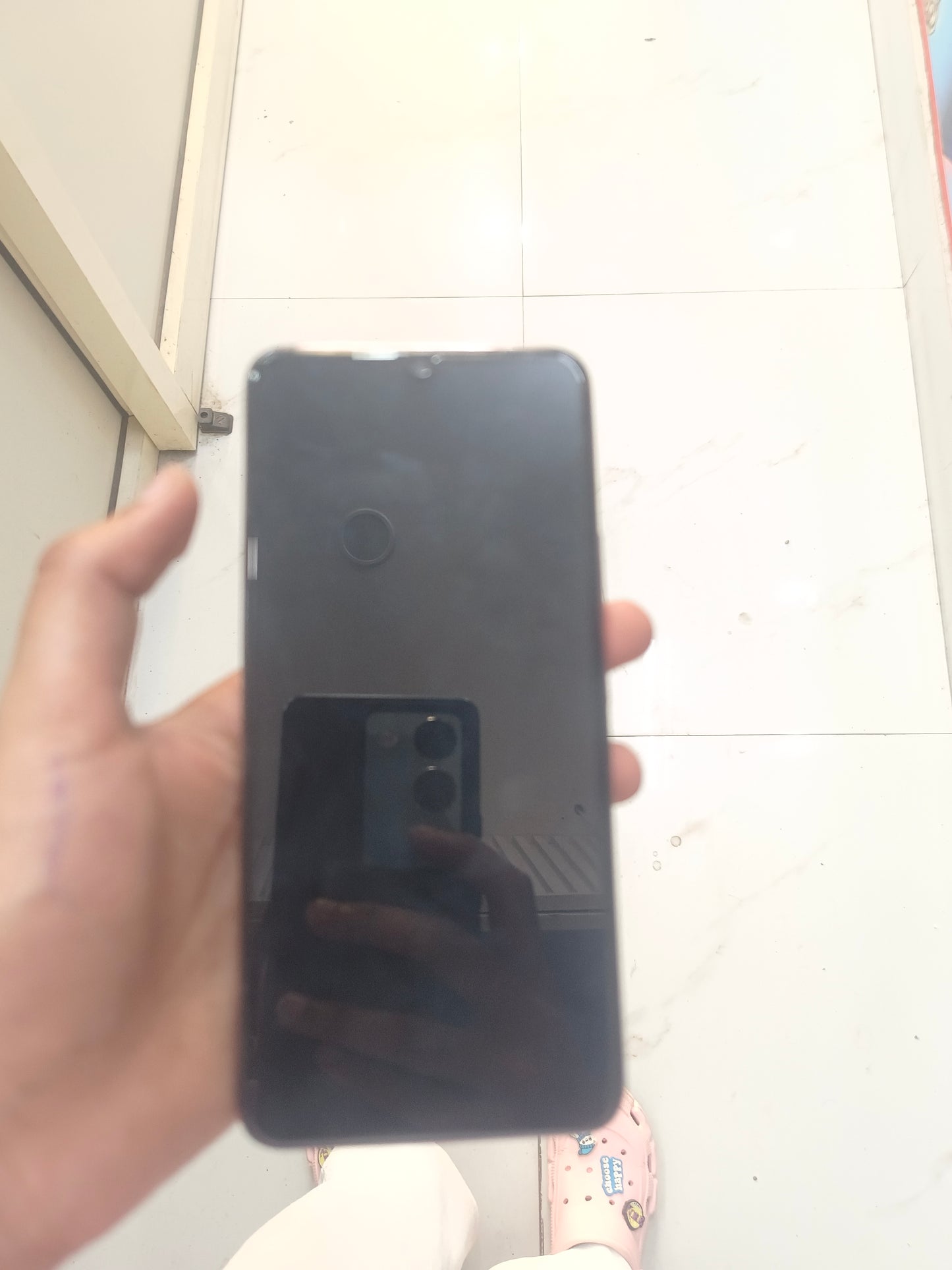 Dealshut Phone Vivo V21         8/128
