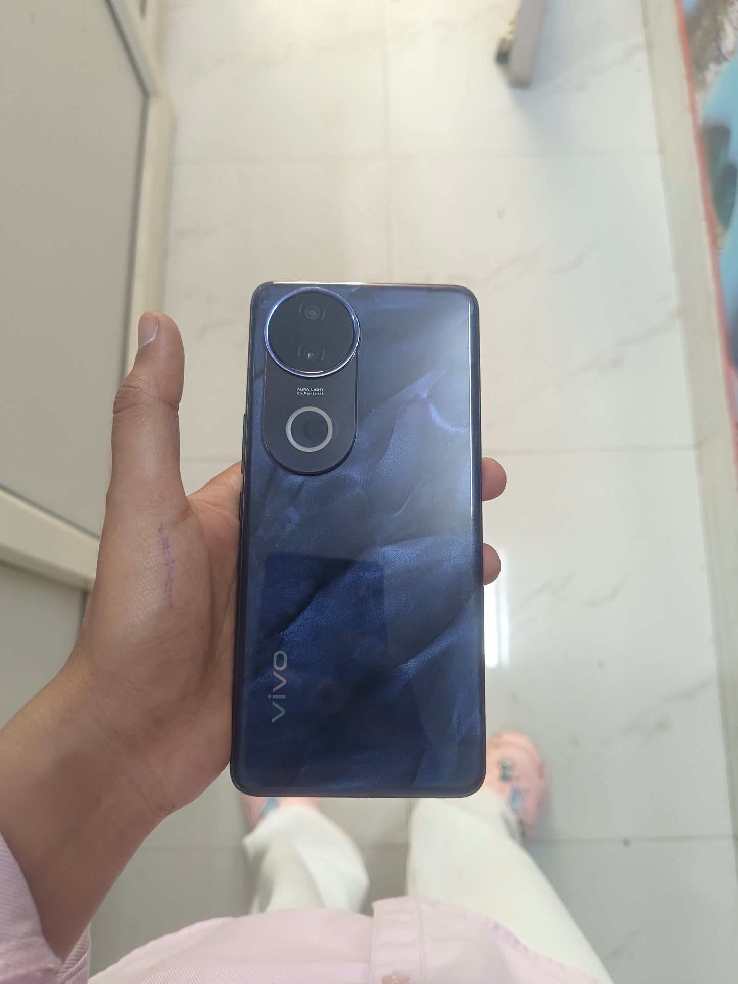 Dealshut Phone Vivo V50e       8/128