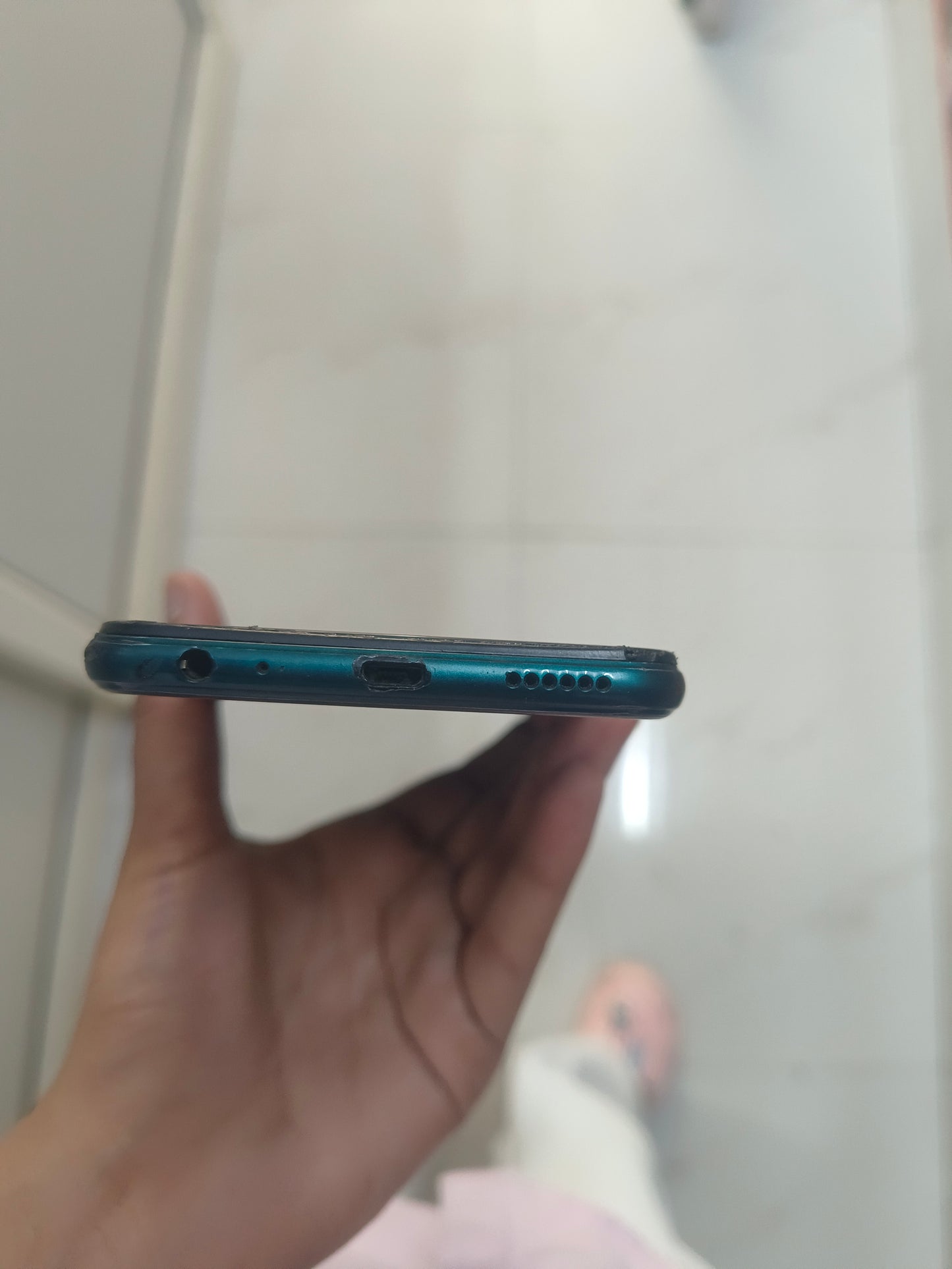 Dealshut Phone Vivo Y12   3/64