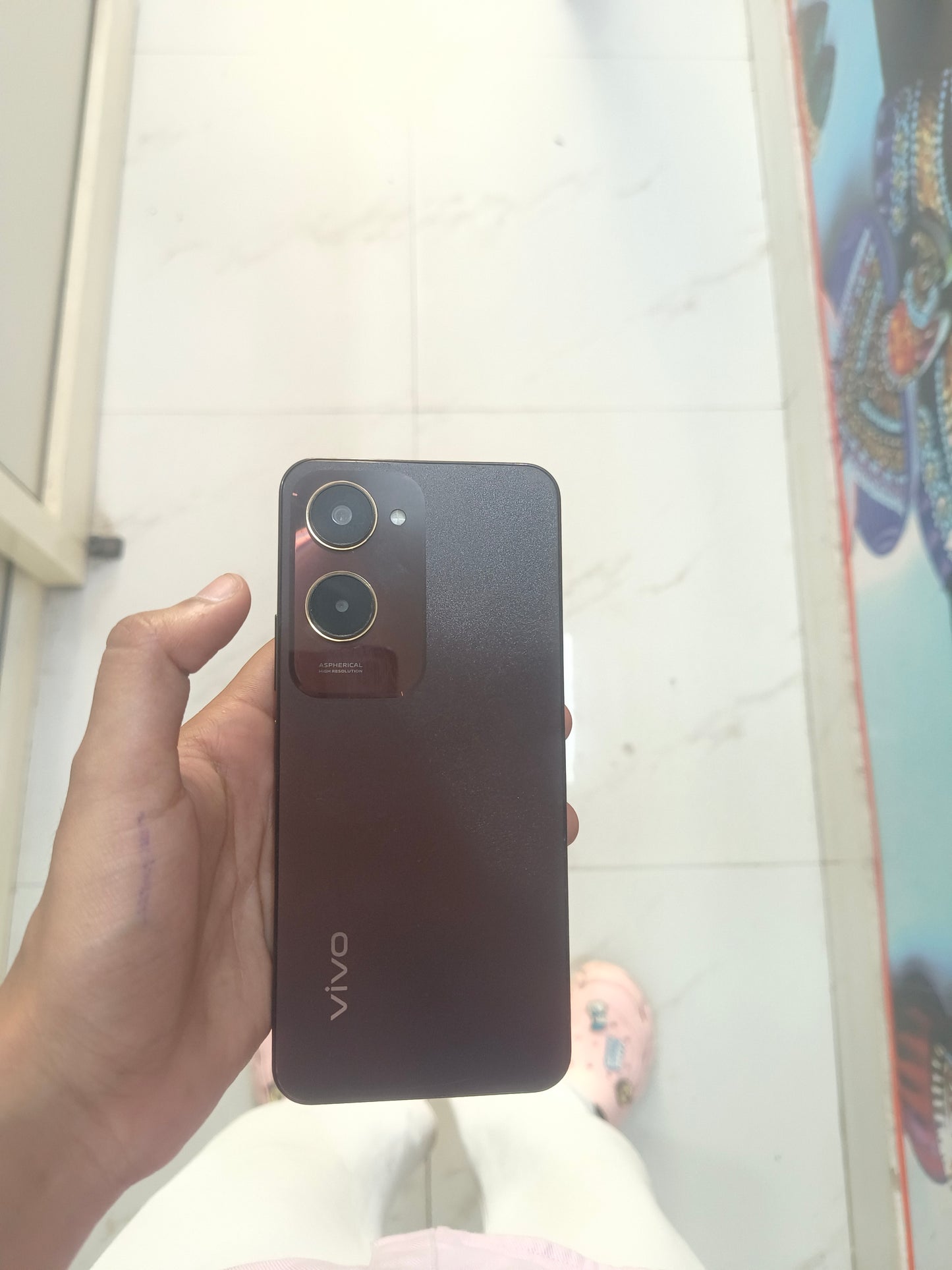 Dealshut Phone Vivo Y28s    6/128
