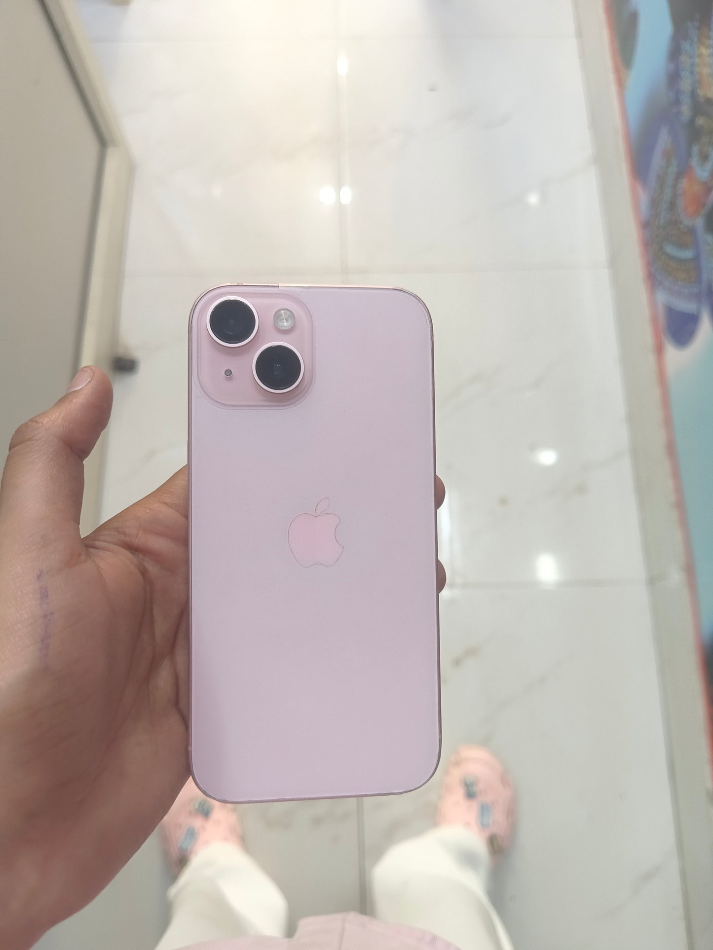 Dealshut Phone iPHONE 15