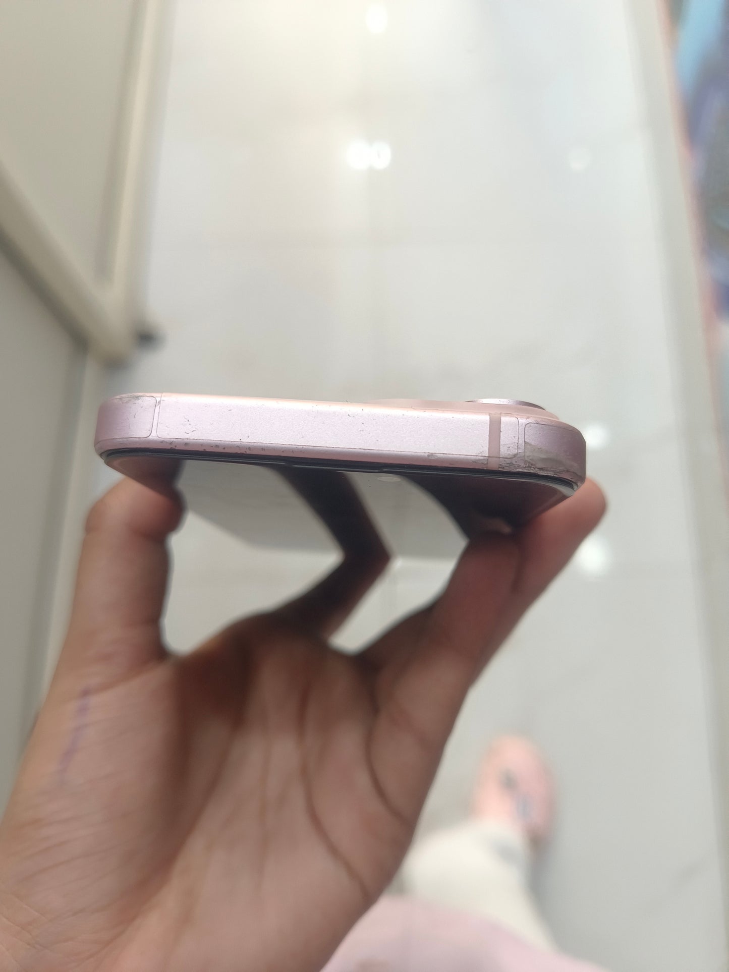 Dealshut Phone iPHONE 15